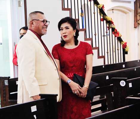 SUAMI-ISTRI ANTARA BUKIT ZAITUN HINGGA MARANATHA